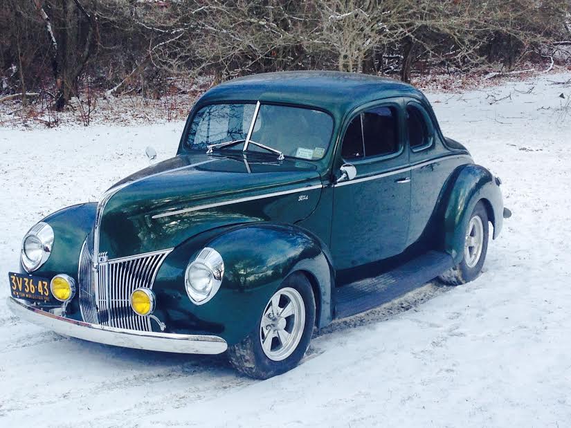 1940 ford in snow.jpg