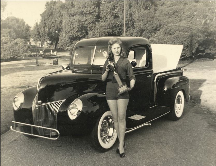 1940 Ford Pickup.jpg