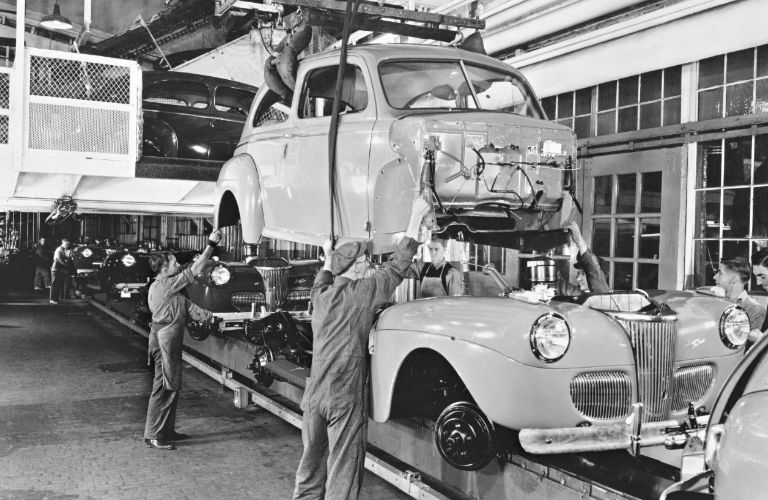 1941-Assembly-Line_o.jpg
