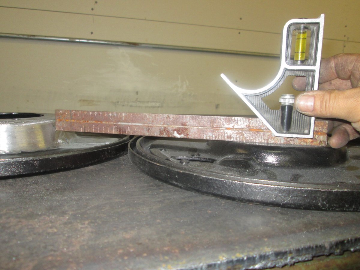 1941 merc lincoln brakes 006.JPG