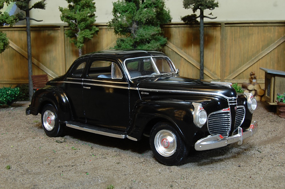 1941_Plymouth_Special_DeLuxe_Coupe-fvr.jpg