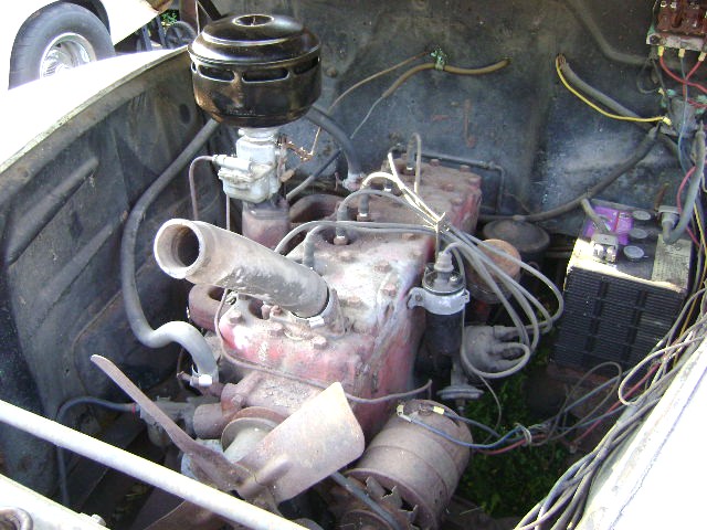 1948 F1 j engine.JPG