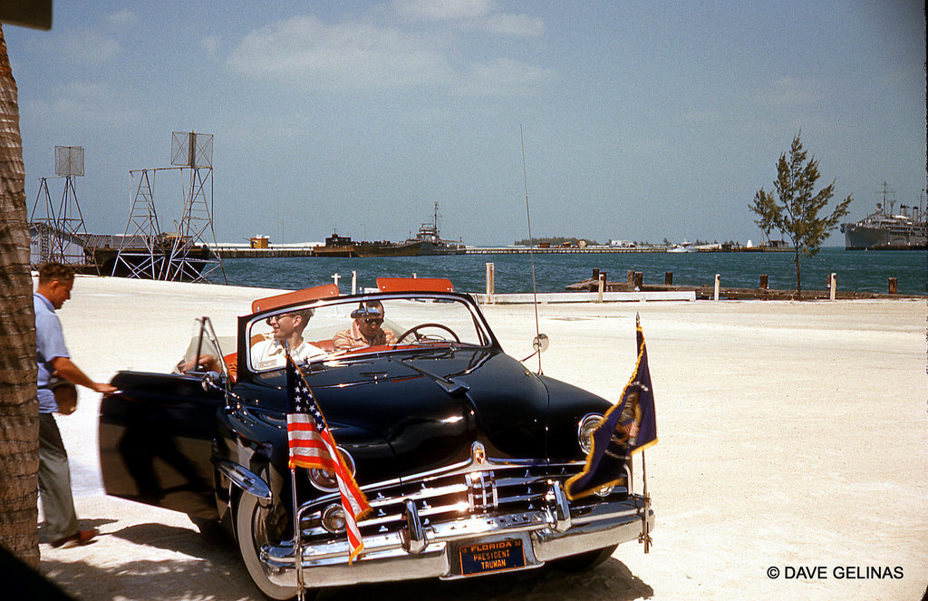 1949 Cosmopolitan Convertible Secret Service Pres Truman.jpg