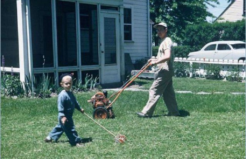 1950 car wash kid grandpa Ford 2.jpg