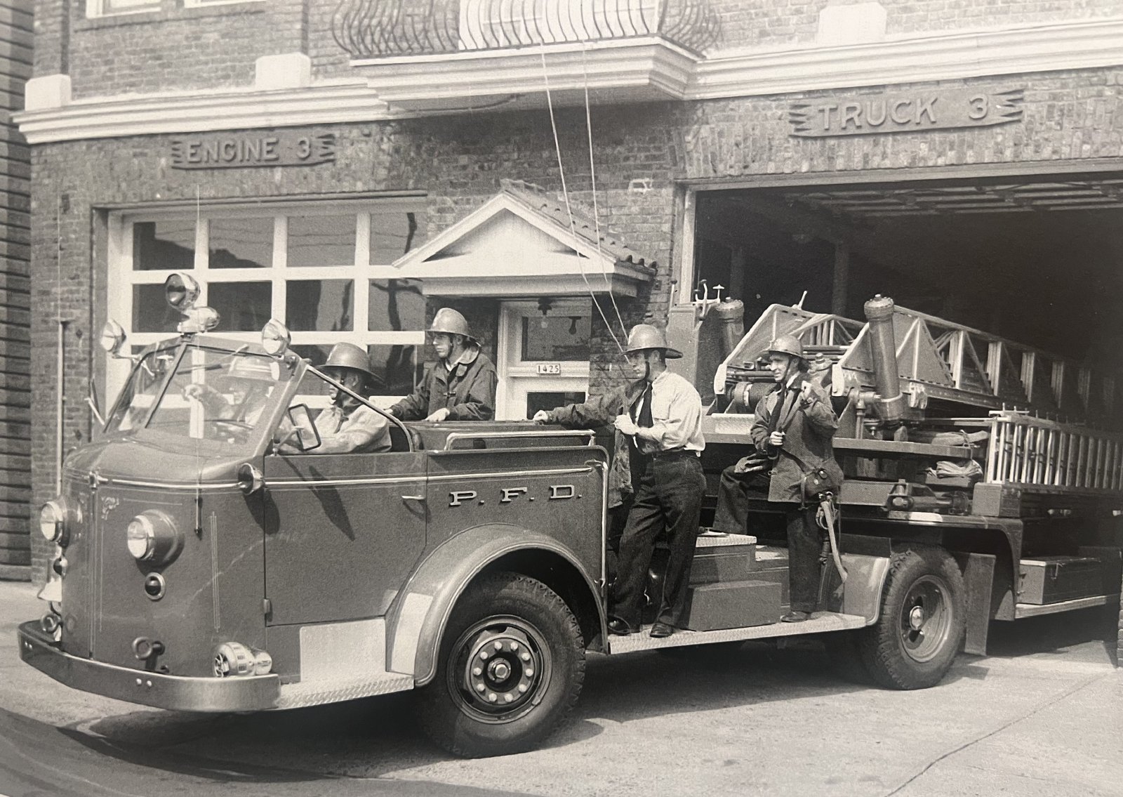 1950 dfghjkfglkuyfrf.jpg