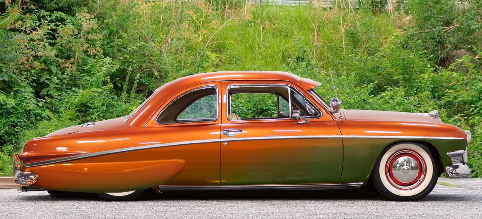 1950-ford-custom-deluxe-restomod b.jpg