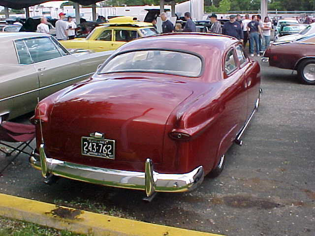 1950-ford-custom2dr-bebop01-1c.JPG