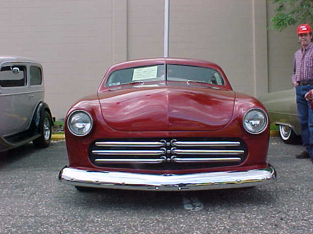 1950-ford-custom2dr-bebop01-1d.JPG