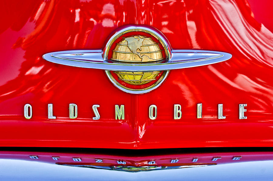 1950-oldsmobile-88-hood-emblem-jill-reger.jpg