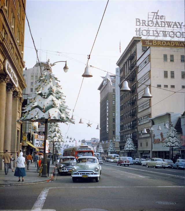 1950s-american-street-scenes-8.jpg