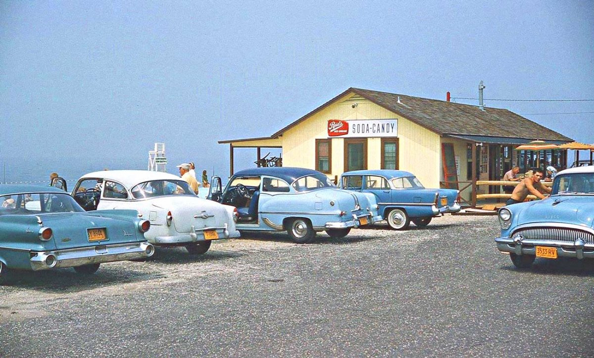 1950s-and-1960s-Car-Photos.jpg