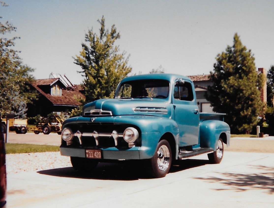 1951 FORD PICK-UP 3.jpg