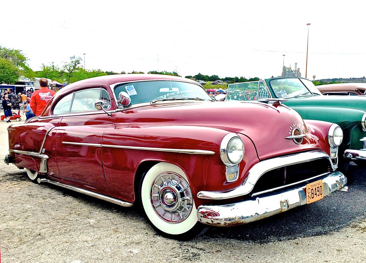 1953-Oldsmobile-Custom-in-Austin-TX.jpg