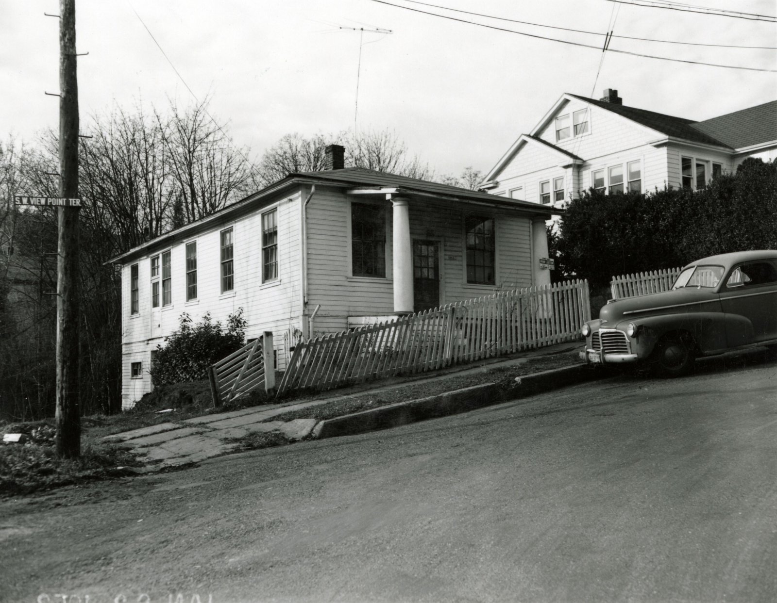 1953_derelict-house.jpg