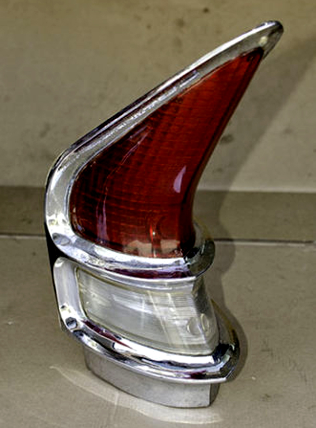 1955-57 Packard Clipper Tailight.jpg