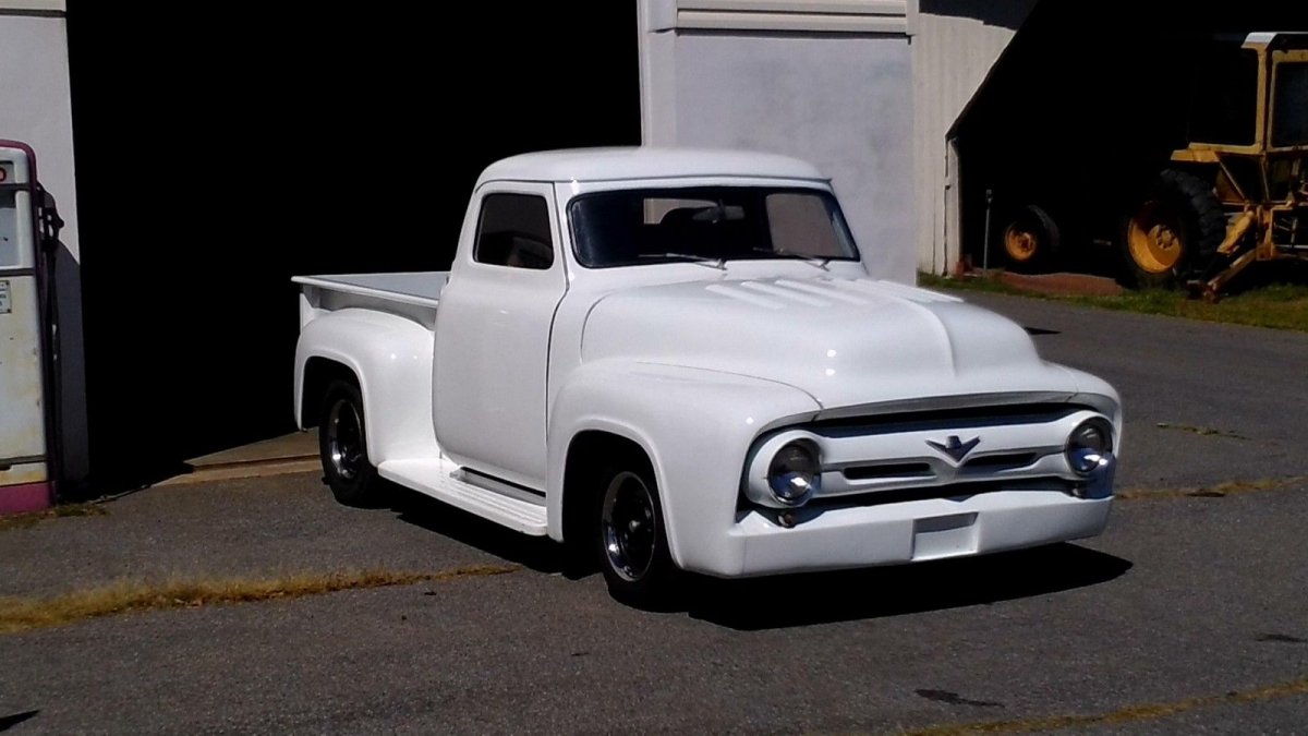 1955-ford-f100-custom-pickup-truck-500hp-429-ford-motor-13.JPG