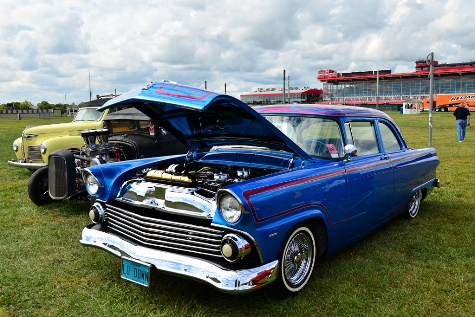 1955 Ford Sedan With Slick Red Line.jpg