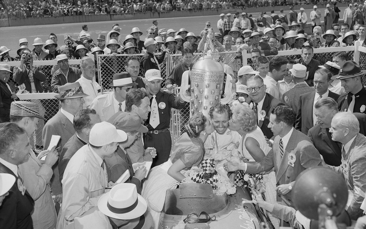 1955-indy500-swikert.jpg