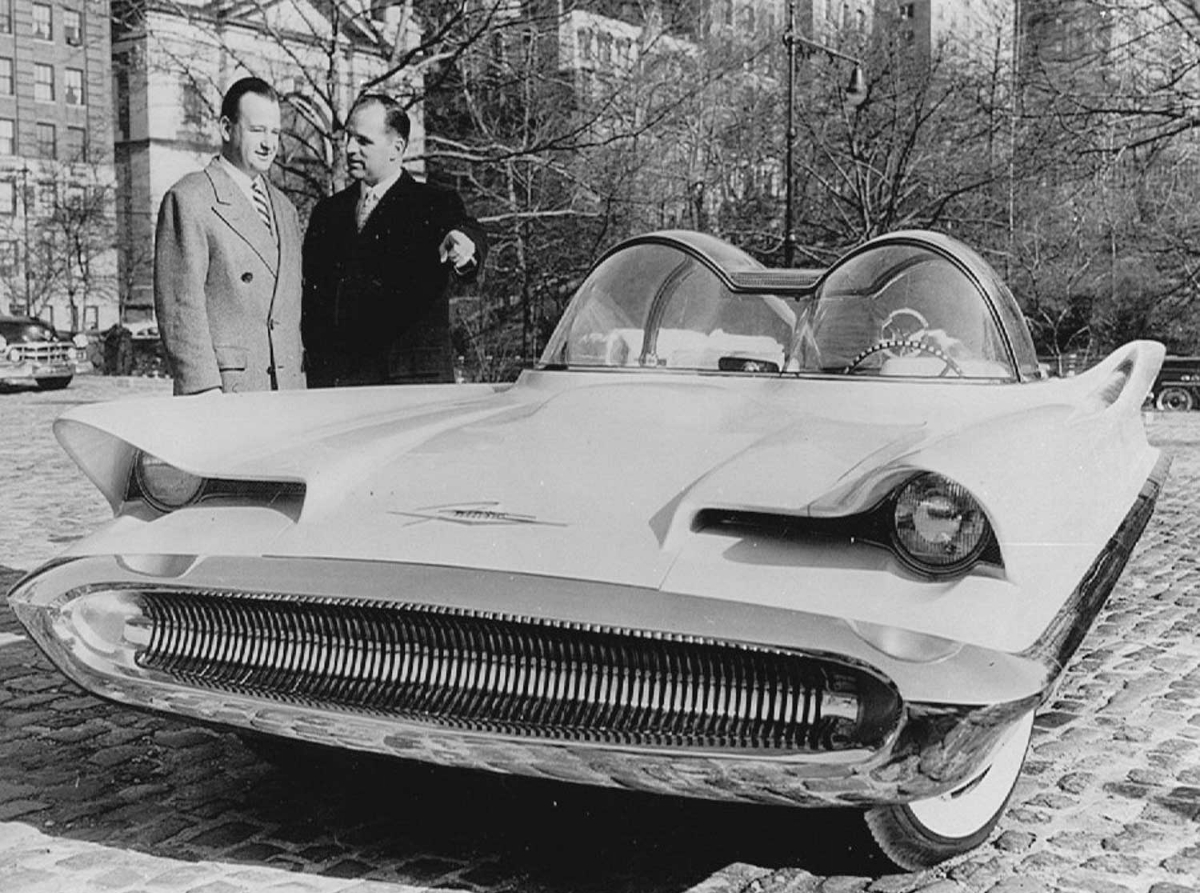 1955-lincoln-futura-concept-car-8.jpg