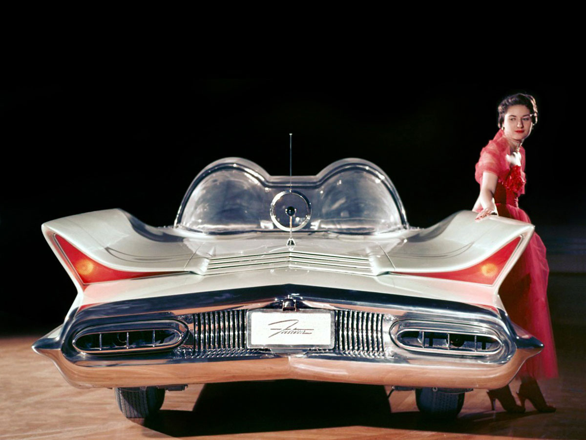 1955-lincoln-futura-concept-car-9.jpg