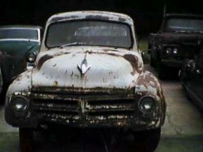 1955_stude_E_PU_FrontView-on-Concrete.jpg