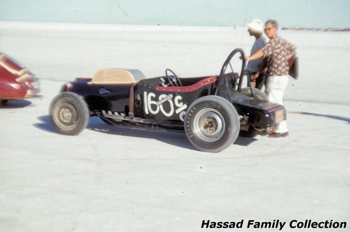 1956 - #160 Ira Hassad's C Gas Roadster in line for start (1).jpg