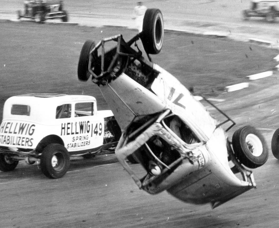 1956-DE55-gs-car 71 big flip turn 3.jpg