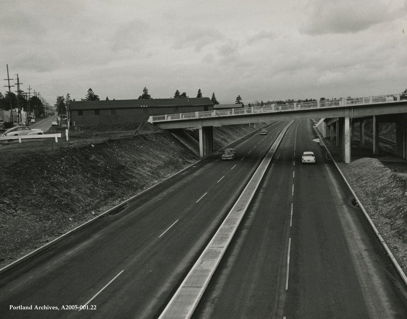 1956-feb-29_banfielde-82nd-ave-and-halsey-st-overpass.jpg