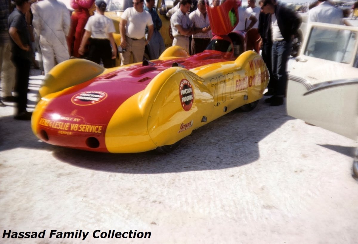 1957 - #777 Kenz & Leslie 'Wynn's Friction Proofing Special' E Streamliner (2).jpg