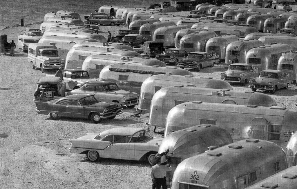 1957 Dodge Airstream-(2).jpg