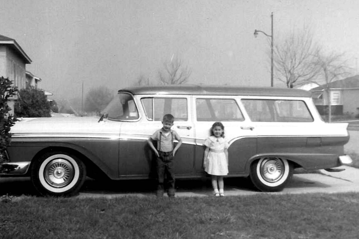 1957 ford country squire station wagon.jpg