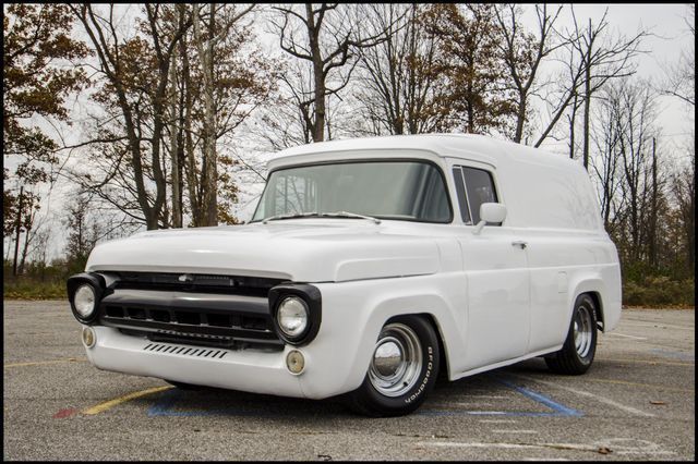 1957-ford-panel-truck-10000-miles-white-automatic-1.jpg