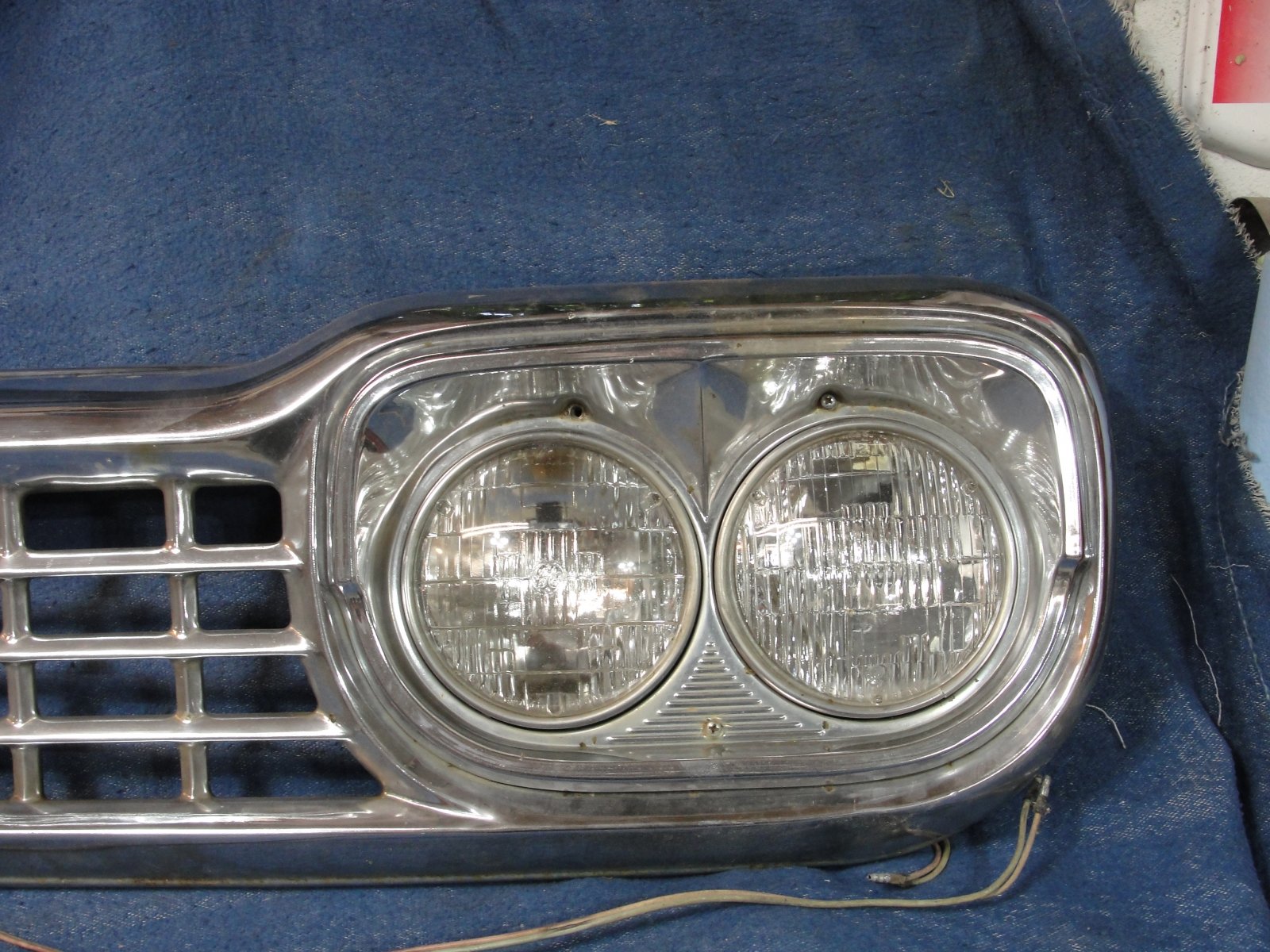 1958 f 100 grill 008.JPG