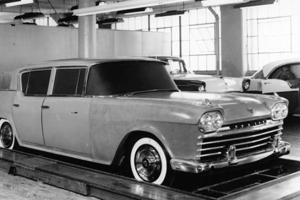 1958-Hudson-full-scale-clay-.jpg