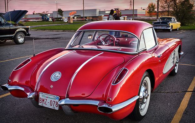 1958 Vette.JPG