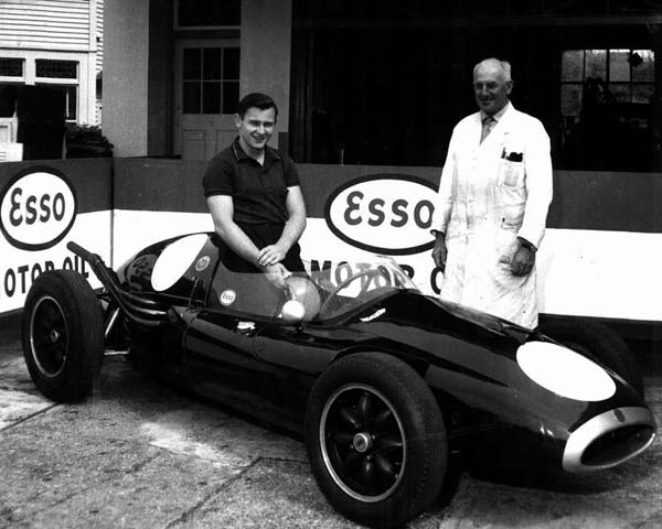 1959 Bruce with Dad.jpg