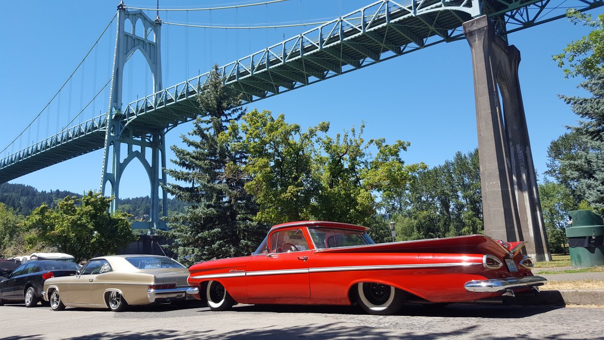 1959 El camino st johns bridge cathedral park.jpg