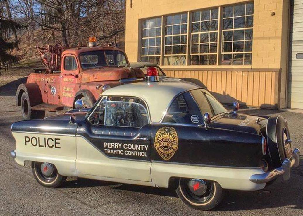 1959 police Nash Metropolitan cruiser.jpg