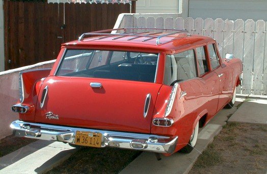 1959_Plymouth_DeLuxe_Suburban_rear.jpeg