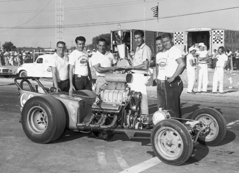 1960 Adams & McEwen dragster @ '60 NHRA Nationals in Detroit.jpg