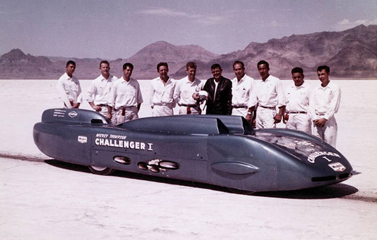 1960-Bonnevile-photo-of-Mickey-Thompson-with-his-crew.jpg