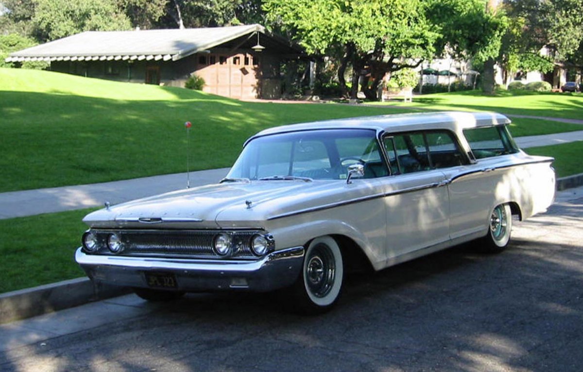 1960 Mercury.jpg