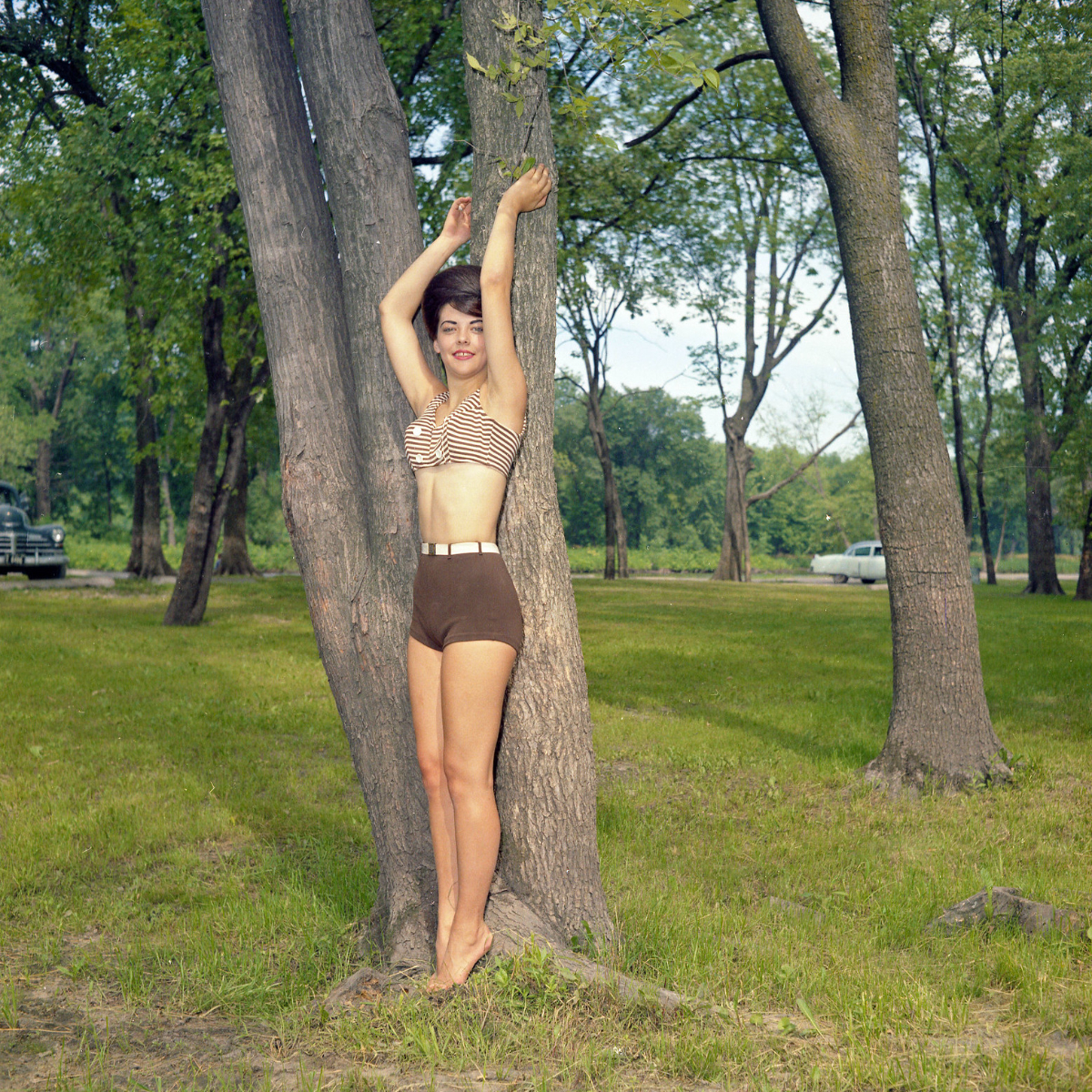 1960s-swimsuit-modeling-25.jpg