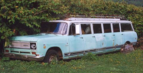 1960sInternationalAirportLimo.jpg