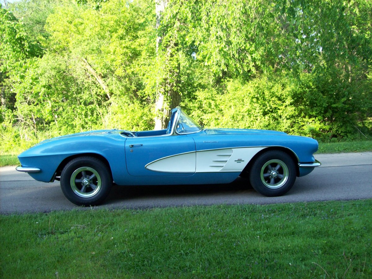 1961 corvette 031.JPG