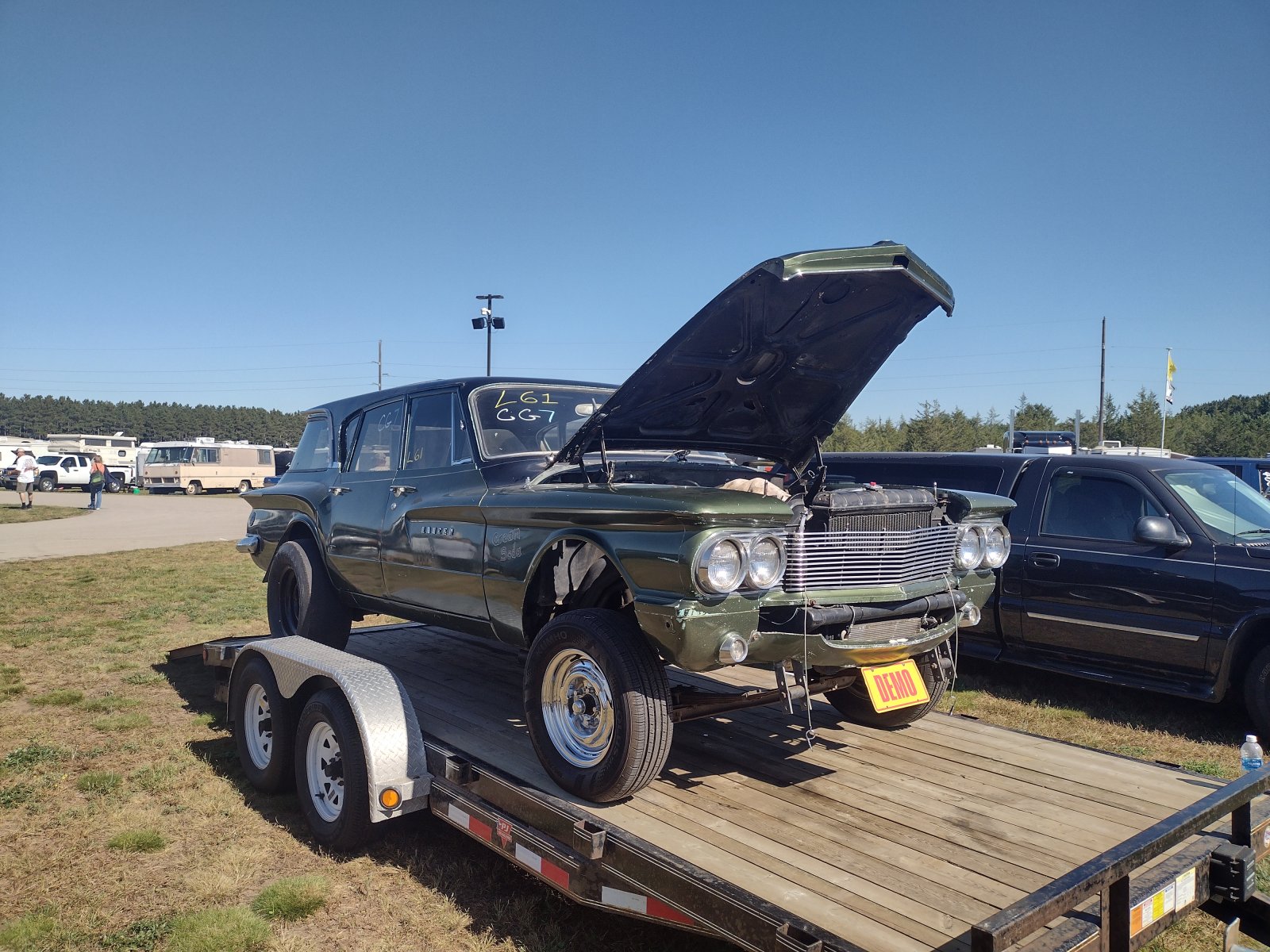 1961 Dodge Lancer.jpg