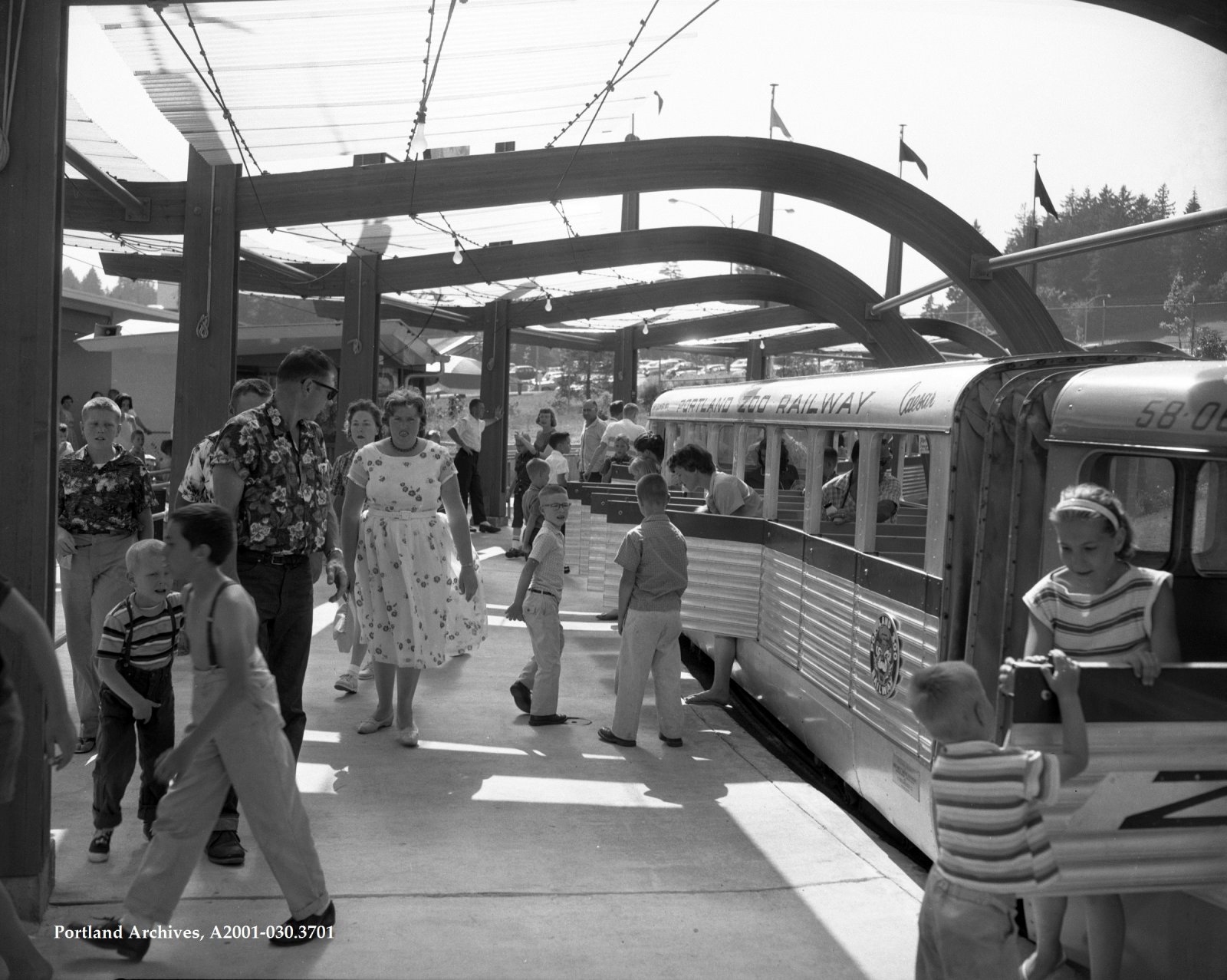 1961-jun-22_washington-park-zoo_a2001-030-3701.jpg