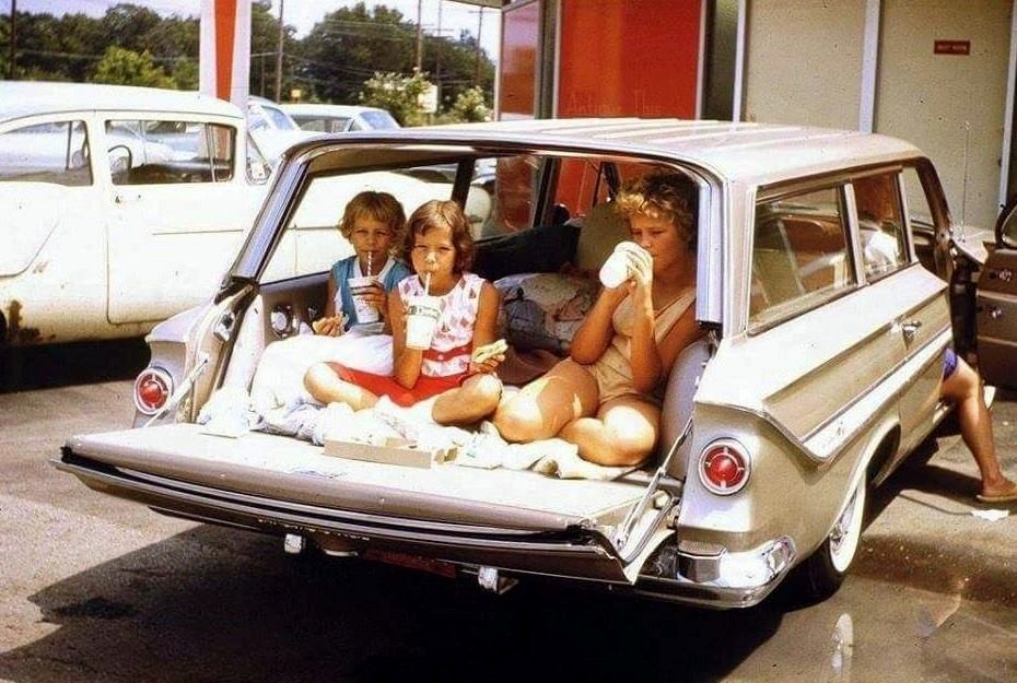 1961 Nomad wagon.jpg