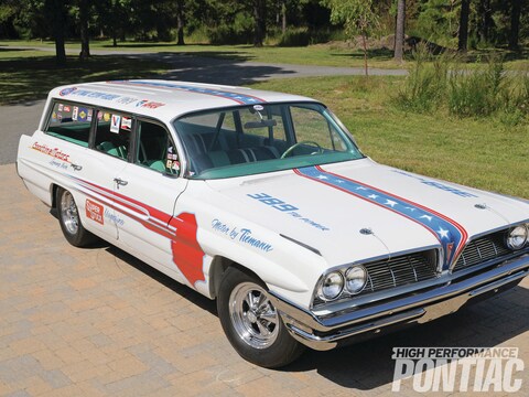 1961-pontiac-bonneville-front-side-view.jpg