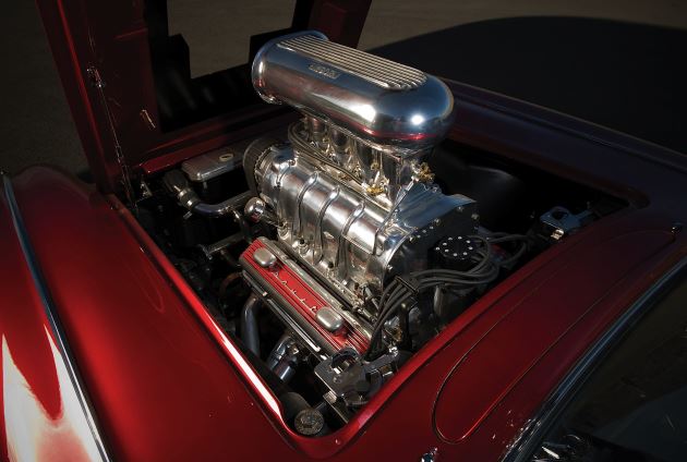 1961john-mazmainian-corvette engine.JPG